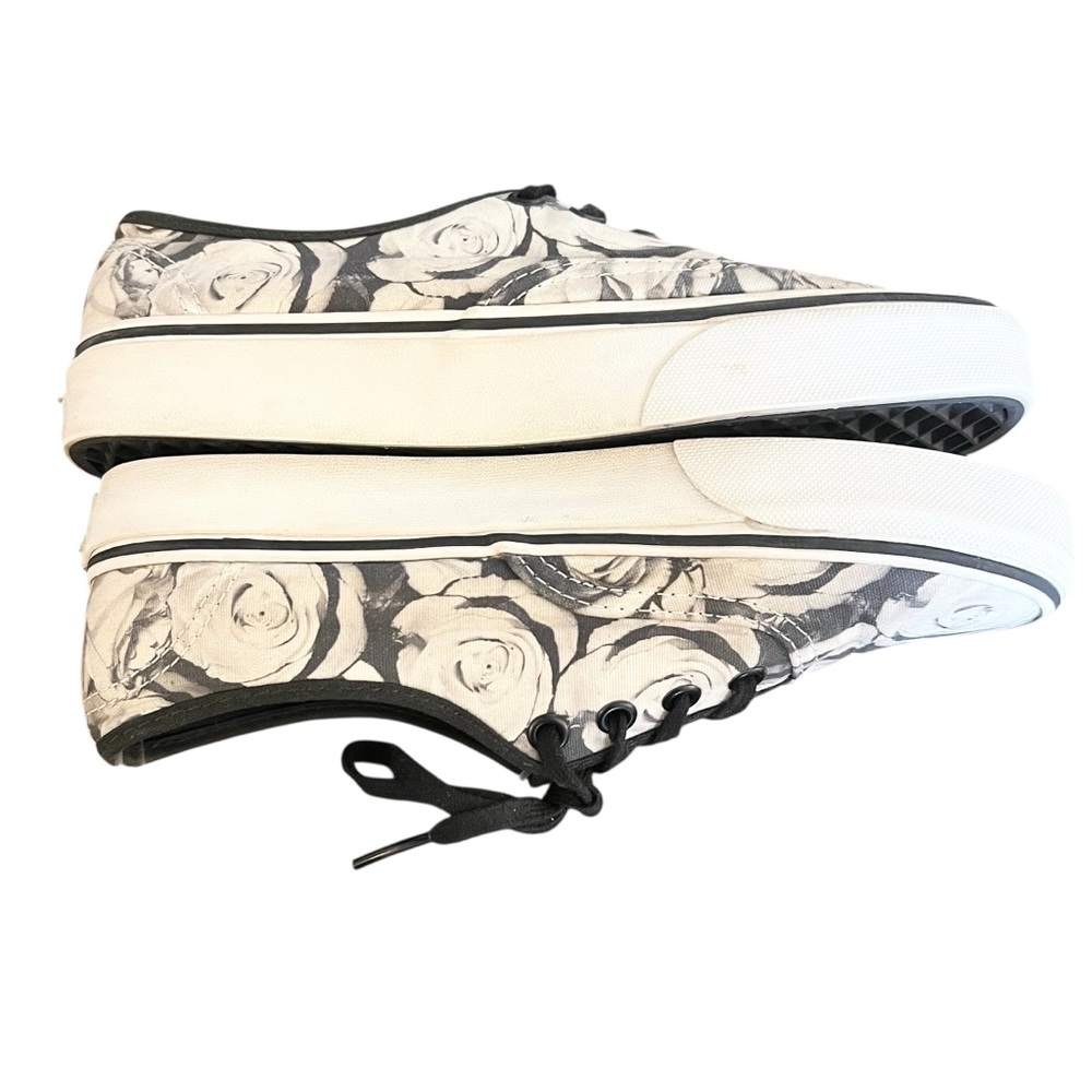 VANS Authentic Digi Roses Lace-Up Shoes. Size 6.5 - Picture 8 of 13
